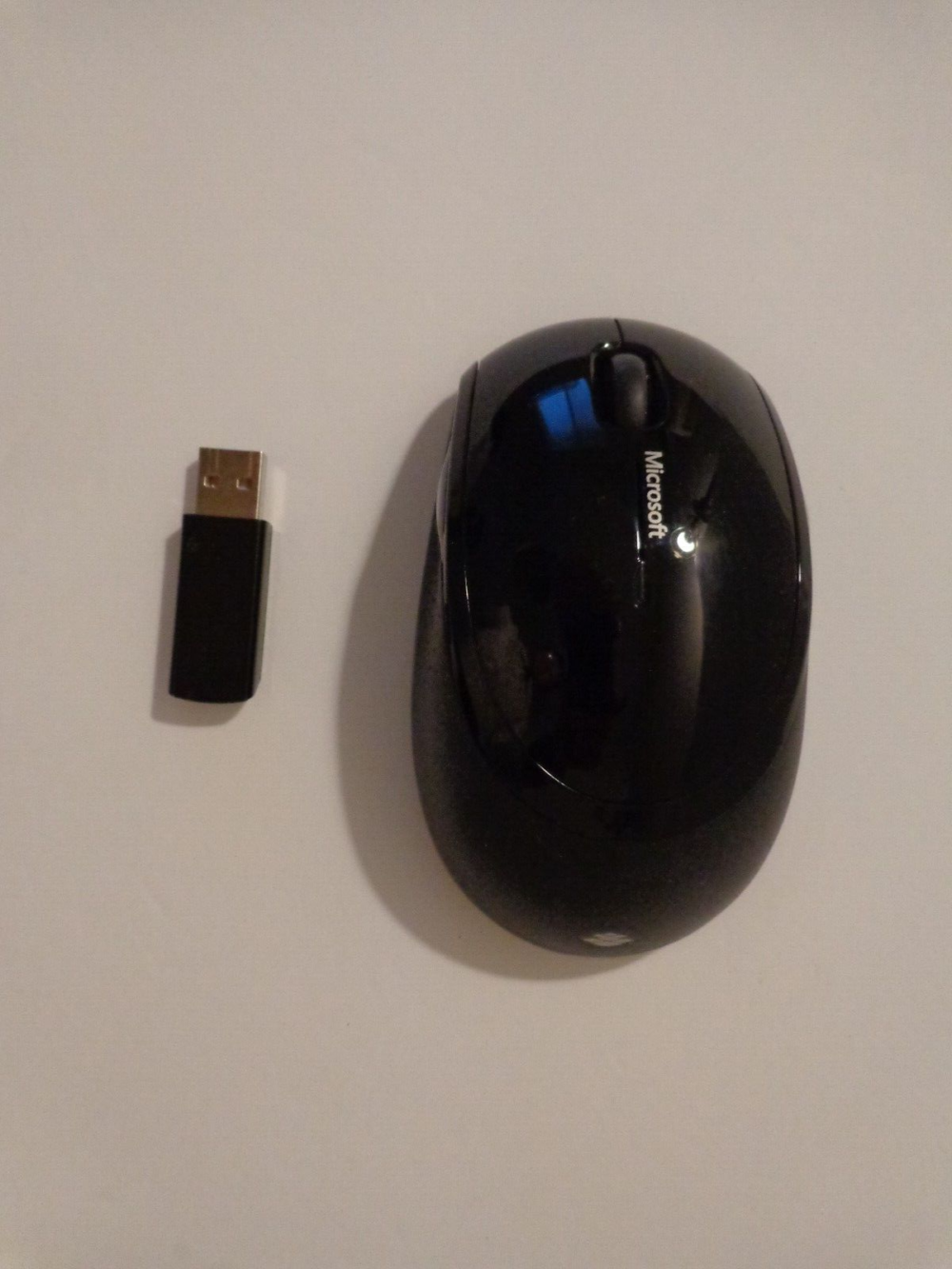 מקלדת ועכבר אלחוטיים Microsoft Wireless Laser Desktop 5000