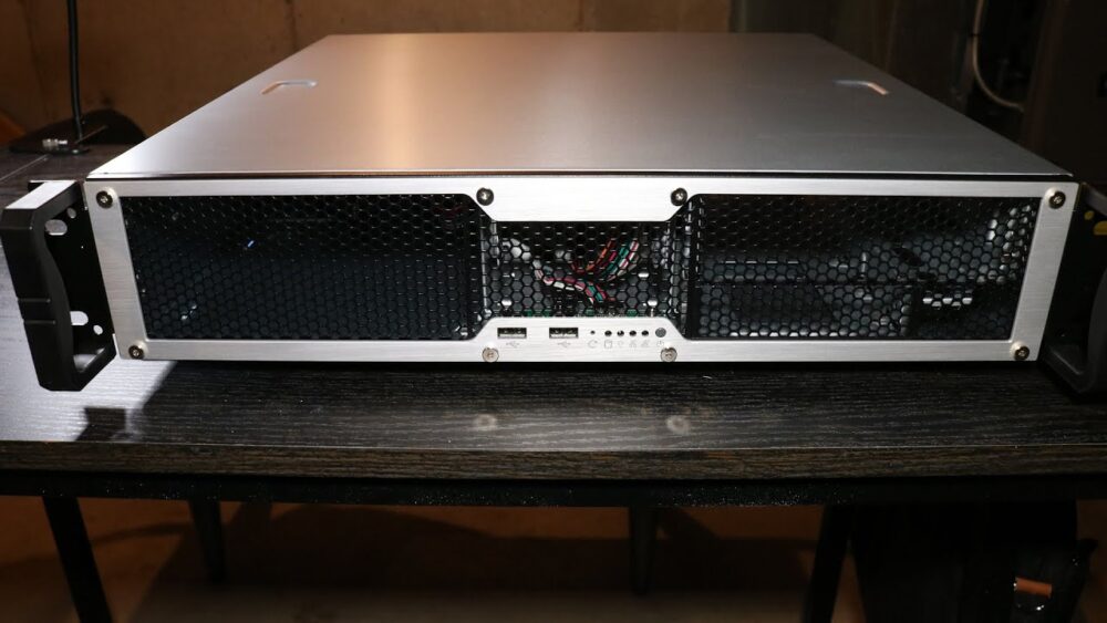 Rackmount 2U  (ATX PSU optional)