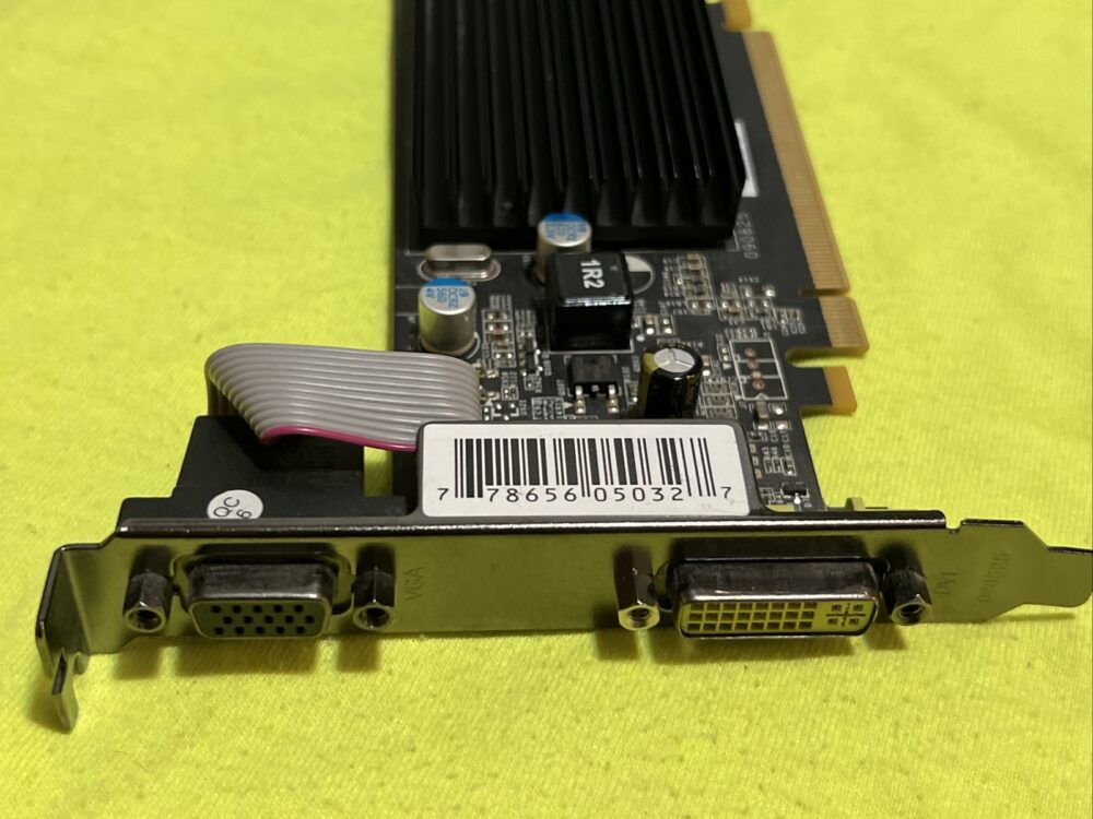 XFX PV-T86S-WANG GF 8400GS 256MB DDR2 PCI-E