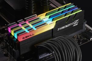 זכרון איכותי למחשב נייח G.Skill DDR4 F4-3000C14Q-64GTZR 4x16GB 3000Mhz TridentZ RGB